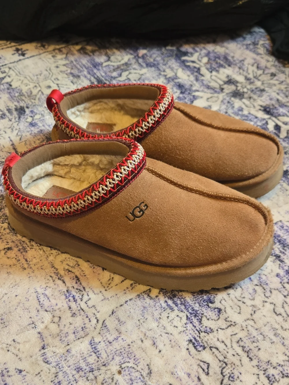 UGG Kids Chestnut Suede Slip-On Clog with Red Trim Tazz Slippers Size 4